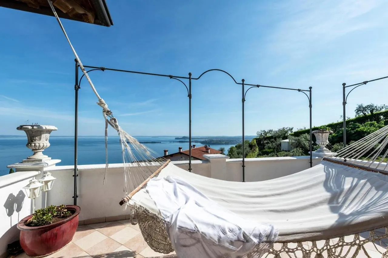 Villa Villaro Lake View Gardone Riviera Italien